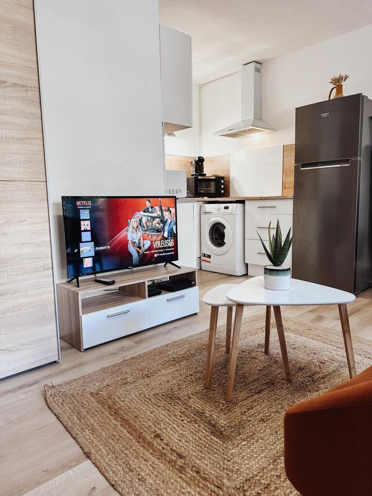 Studio Cosy - Balcon - Wifi - Free Parking Narbonne Ngoại thất bức ảnh